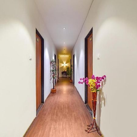 Nidhivan Hotel And Rooms Surat Exterior photo